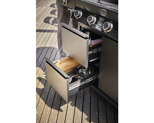 Gasbarbecue met lades voor het opbergen van barbecueaccessoires