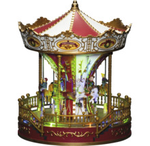 Decoratieve kerstcarrousel met verlichting en gedetailleerde versieringen.