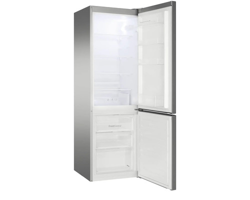 Geopende koelkast met vriesvak