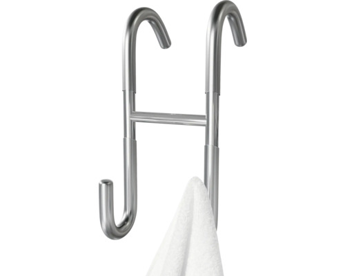 Metalen deurhaak met handdoek
