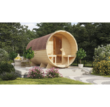 Houten barrel sauna in de tuin met zithoek en beplanting