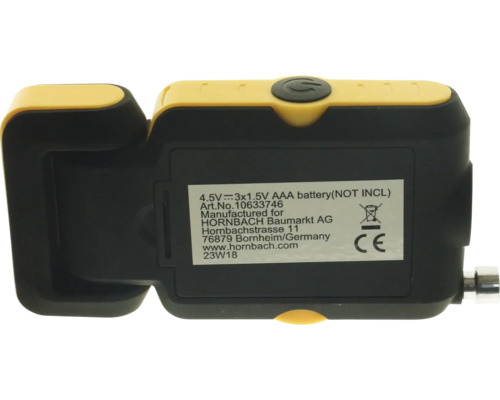 Achterkant van een geel zwart meetinstrument, informatie over batterijgebruik en CE markering