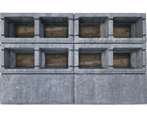 Gestapelde betonnen plantenbakstenen