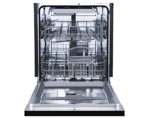 Open vaatwasser met vaatwaskorven