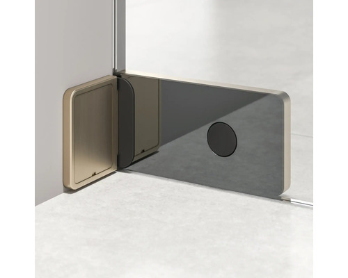 Detailaanzicht van een douchecabine stabilisatiestang voor wandmontage
