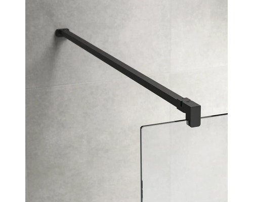 Draaibare arm voor het stabiliseren van een douchewand