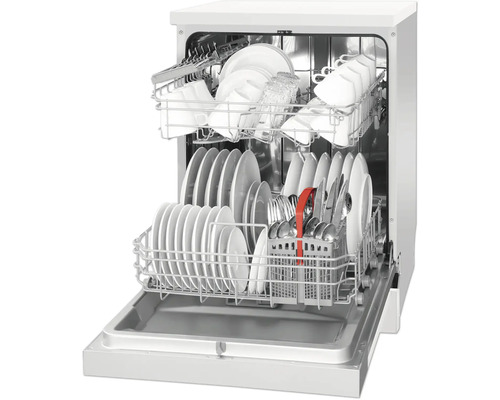 Open vaatwasser met vaat en bestek