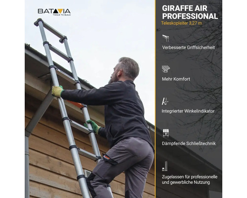 Man beklimt een uitschuifbare aluminium ladder.