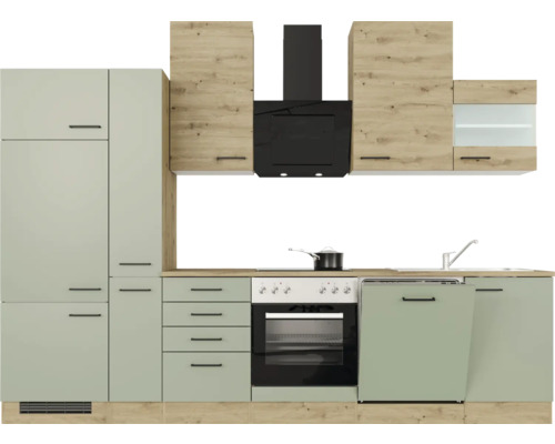 Keuken met bovenkasten, afzuigkap, gootsteen, vaatwasser en fornuis