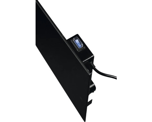 Detailweergave van een verwarmingsplaat met schakelaar en stroomkabel