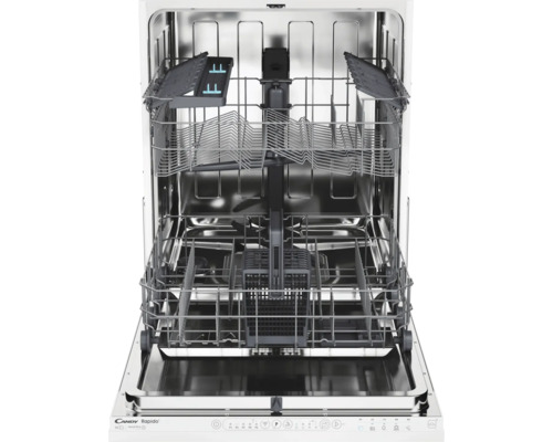 Interieur van een vaatwasser met vaatwaskorven