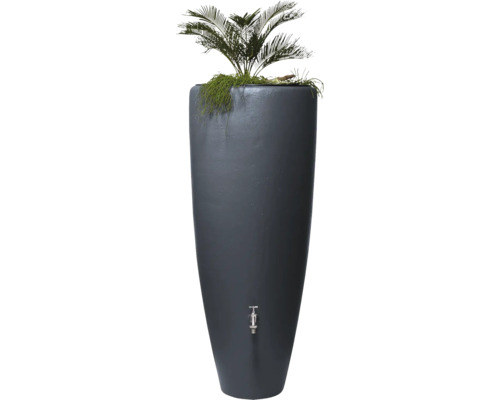 Grijze regenwatertank met plant en kraan