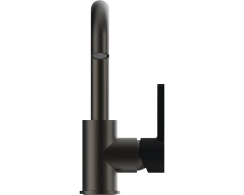 Wastafelkraan van metaal