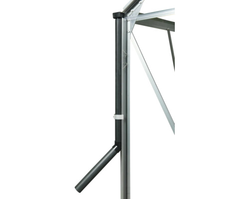 Detailopname van een metalen en kunststof kasdakgoot