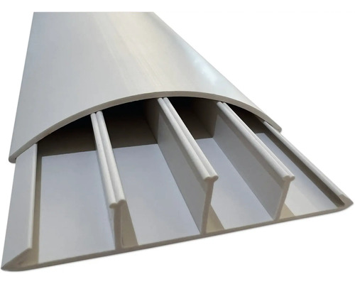 Kunststof kabelgoot voor kabelbeheer