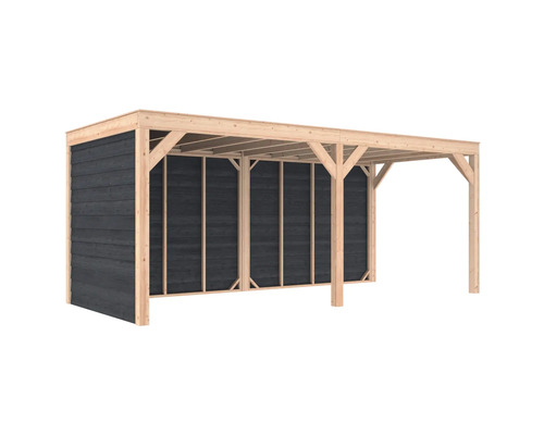 Houten carport met zijwand voor het stallen van voertuigen