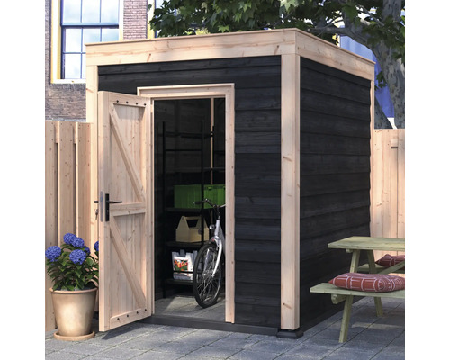 Tuinhuis met planken, fiets en open houten deur