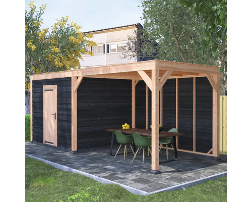 Houten tuinpaviljoen met schuur, tafel en stoelen in de tuin