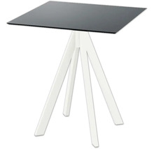 Vierkante tafel met houten onderstel