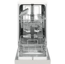 Binnenaanzicht van een vaatwasser met uitgetrokken rekken