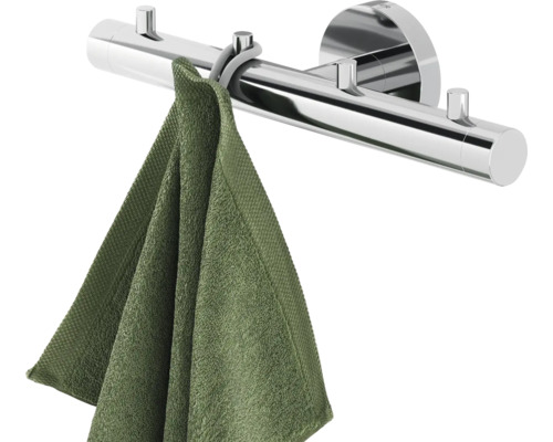 Metalen handdoekhouder met handdoek