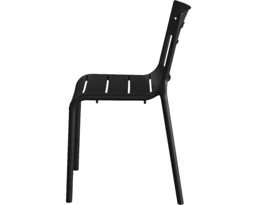 Zwarte tuinstoel met lattenbodem in zijaanzicht