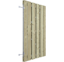 Houten schutting met metalen beugel