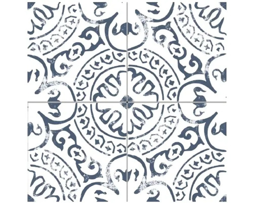 Tegels met een sierlijk patroon
