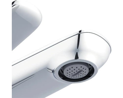 Detailopname van een waterkraan met perlator