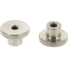 Twee metalen duimmoeren