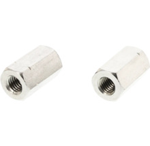 Twee metalen zeskantmoffen