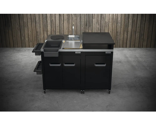 Buitenkeuken met spoelbak, werkblad en opbergruimte