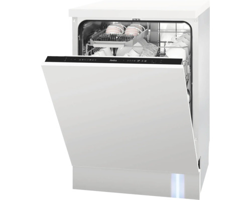 Open vaatwasser met afwas