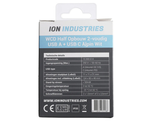 Verpakking van een Ion Industries dubbel USB-A plus USB-C stopcontact