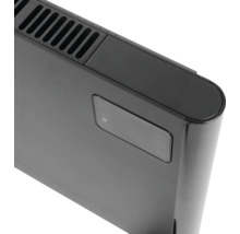Detailweergave van een zwarte radiator