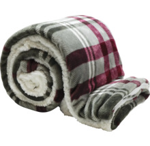 Oprolbaar fleece deken met ruitpatroon