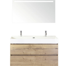 Wastafelcombinatie met spiegel en houten decor