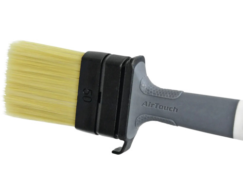 Platte kwast met kunststof handvat en een breedte van 50 millimeter.