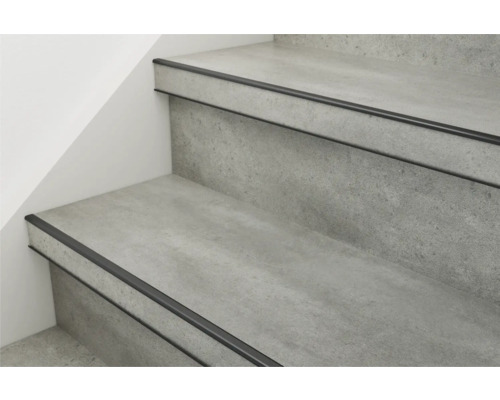 Trap met trapkantprofiel