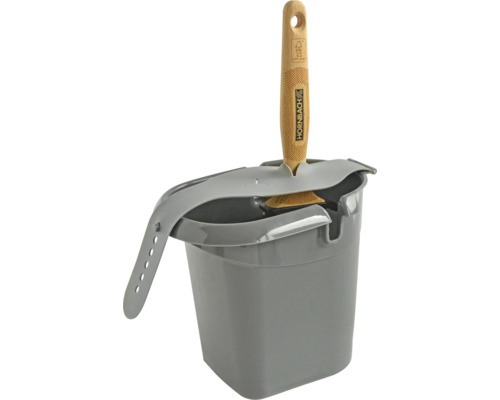 Verfemmer met afstrijkrooster en kwast