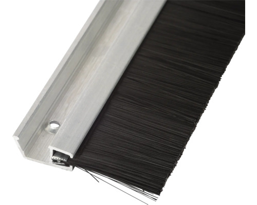 Deurafdichting met borstel en aluminium profiel