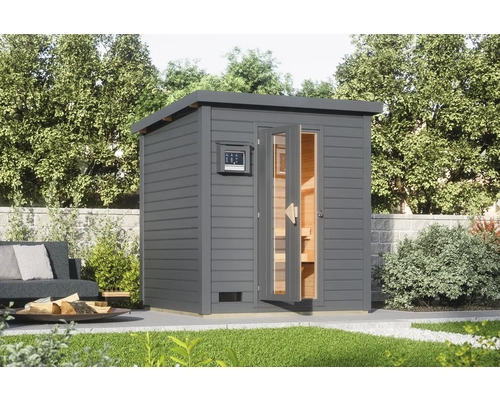 Houten buitensauna met glazen deur en digitaal bedieningspaneel in de tuin