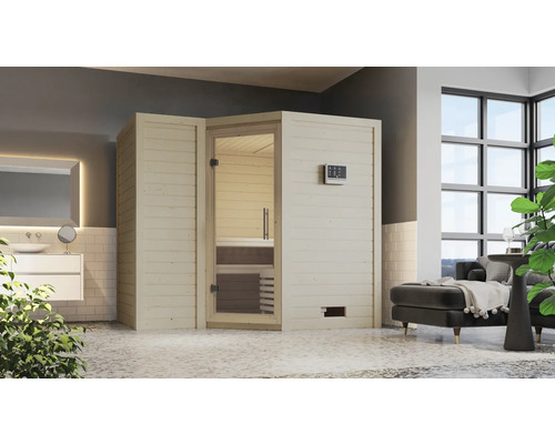Interieur van een sauna met houten wanden en glazen deur in een badkamer.