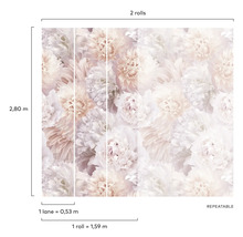 Behang met bloemmotief en maatvoering