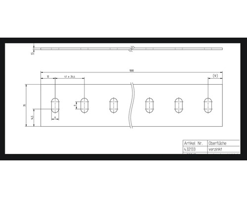 Technische tekening van een verzinkte geperforeerde plaat met maatvoering
