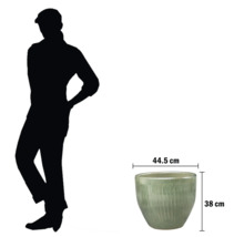 Bloempot met afmetingen van 44,5 cm bij 38 cm