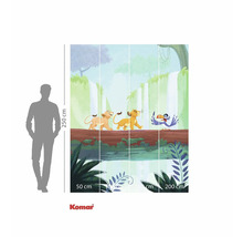 Wandafbeelding met jungle thema en de karakters van de Leeuwenkoning