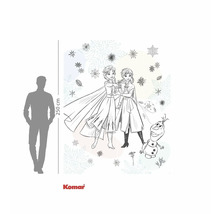 Komar Logo. Muurschildering met Anna, Elsa en Olaf uit de film Frozen, circa 250 cm hoog.