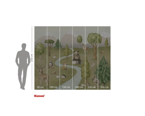 Fotobehang met bosdieren, bomen en bergen