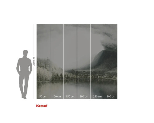 Komar fotobehang met een nevelig meer, inclusief maatindicaties